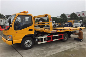 连云港哪里有拖车服务